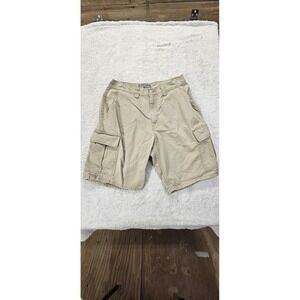 VINTAGE-Levi Silvertab Size 33 Beige Shorts.